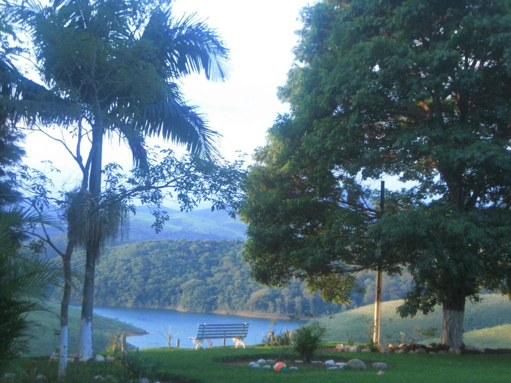 Pousada Canto Do Lago 皮拉卡亚 外观 照片